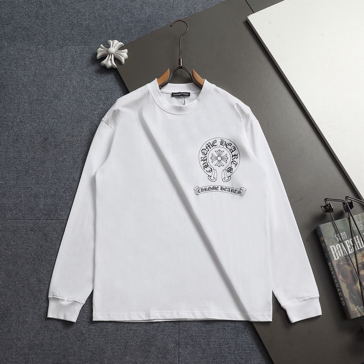 『S-XL』新作の長袖クルーネックトップス スタイリッシュで着回し力抜群、男女兼用