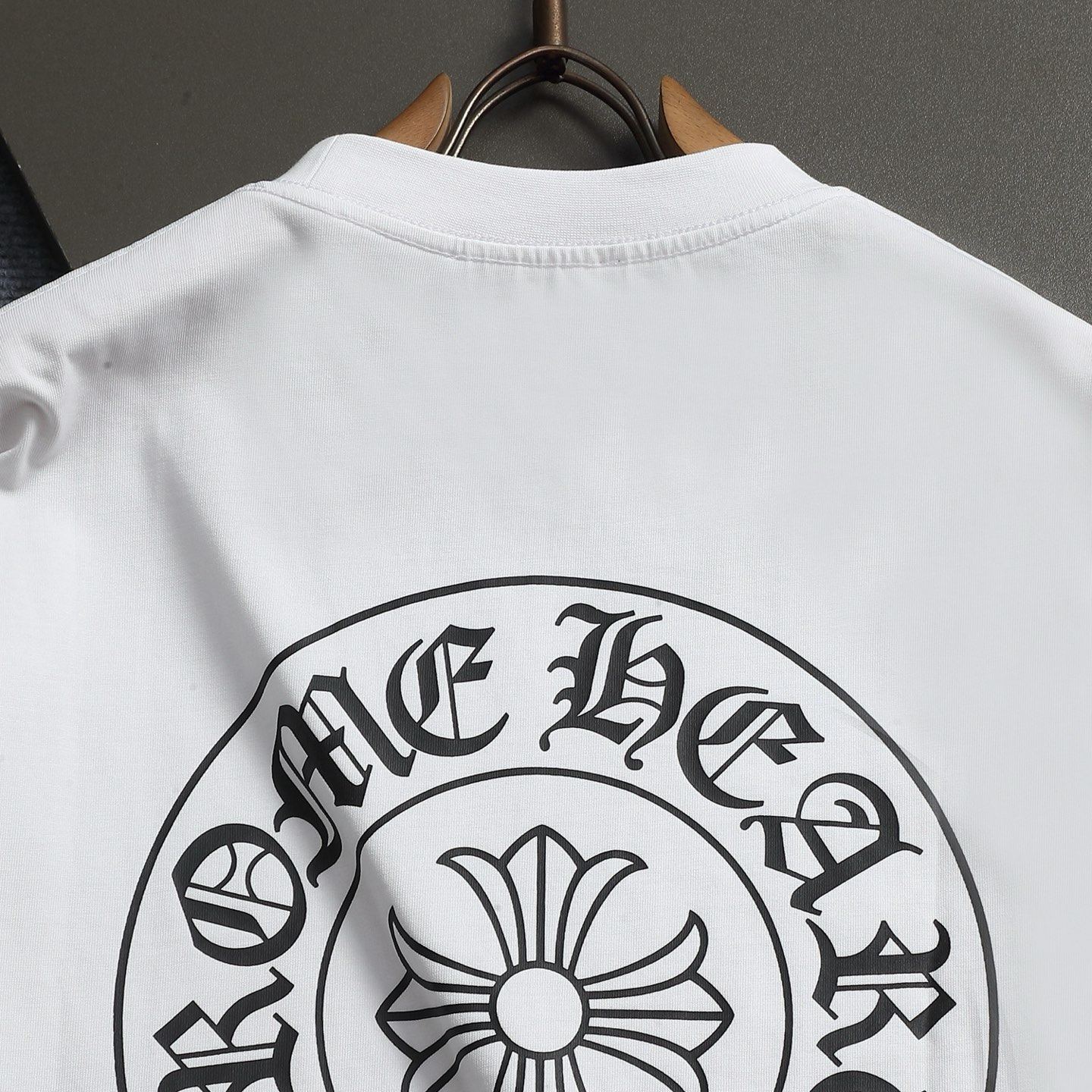 『S-XL』新作の長袖クルーネックトップス スタイリッシュで着回し力抜群、男女兼用