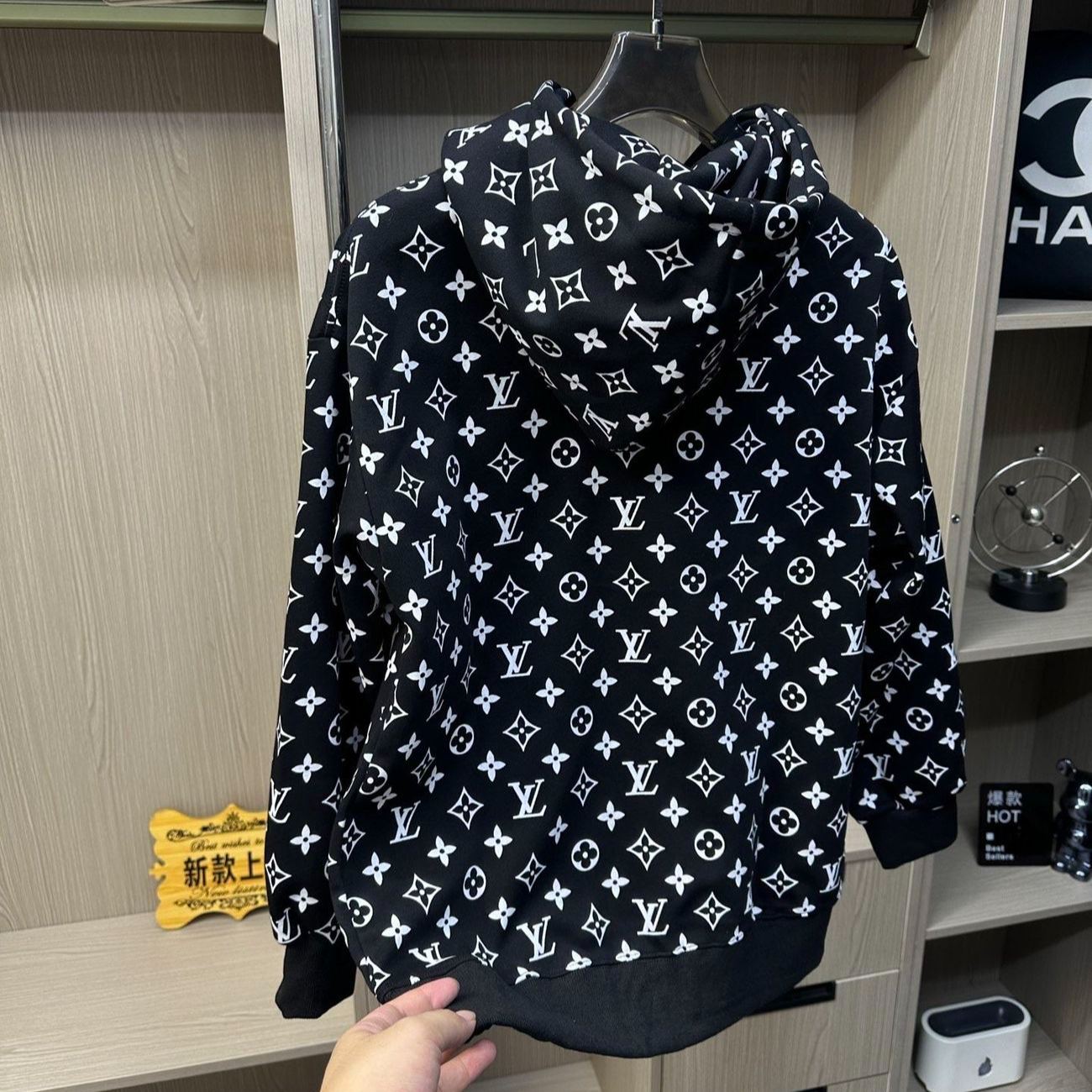 『L-5XL』男女兼用のゆったりとした着心地のフード付きスウェットシャツ
