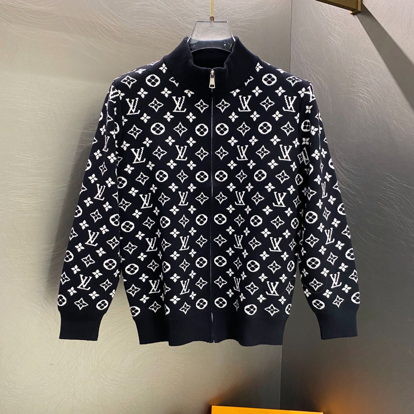 『M-XL』毎日コーデに活躍 フード付き総柄ニット開襟アウター