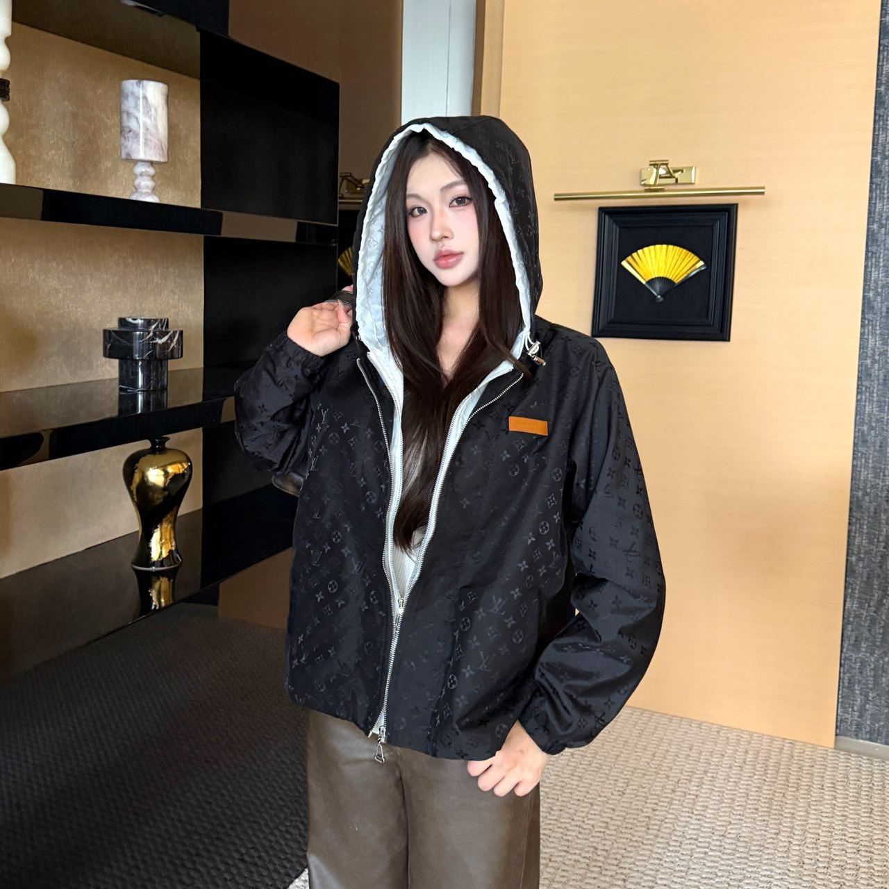 『M-XL』新作 フェイクレイヤード モノグラム柄 フード付き アウター 上品 高級感