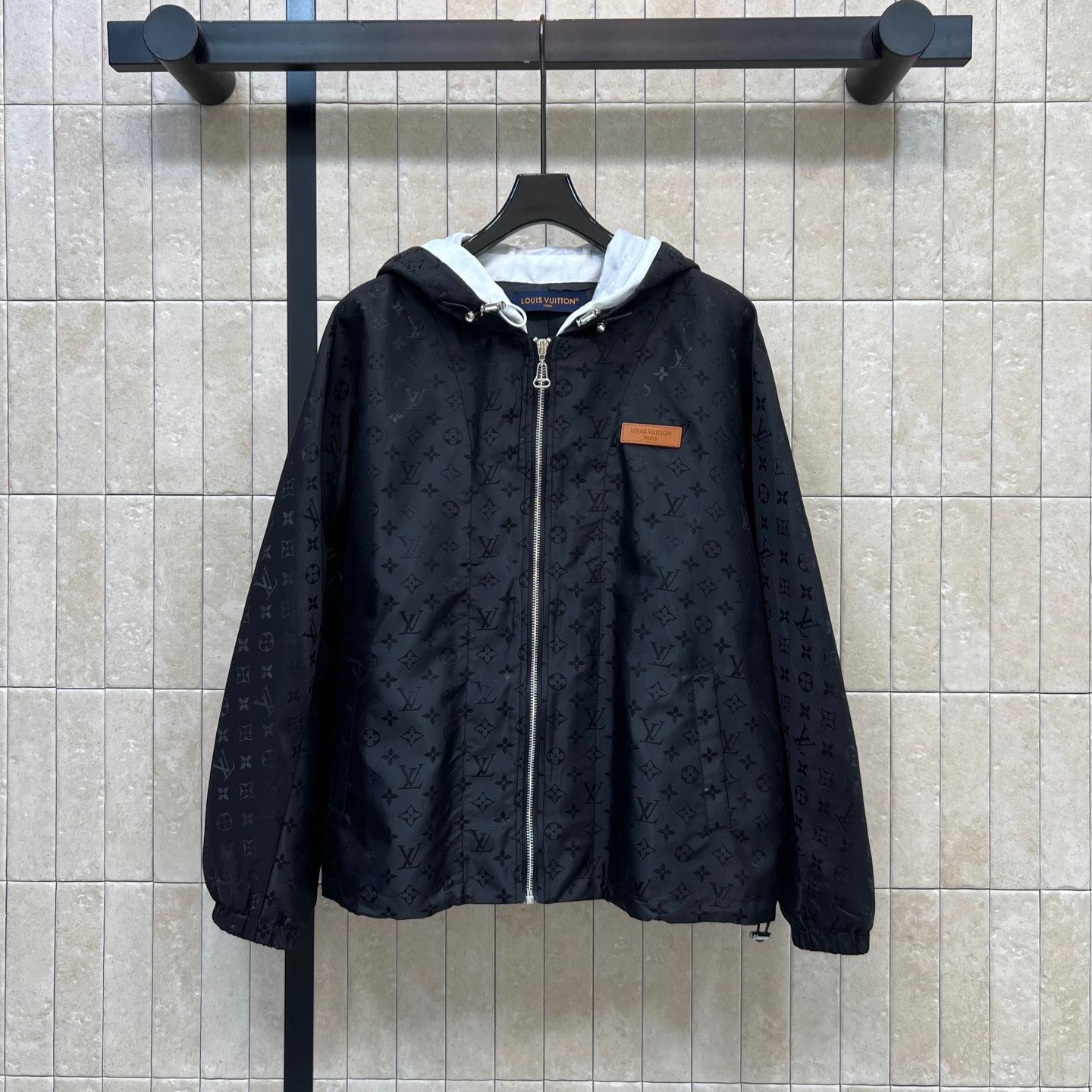 『M-XL』新作 フェイクレイヤード モノグラム柄 フード付き アウター 上品 高級感