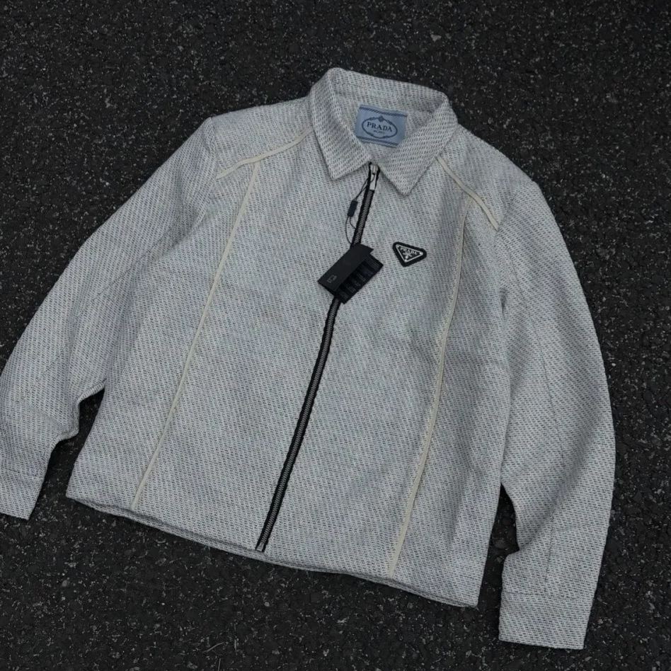 『M-XL』三角ホワイト編みシャネル風軽奢カップルお揃いアウター かっこいい