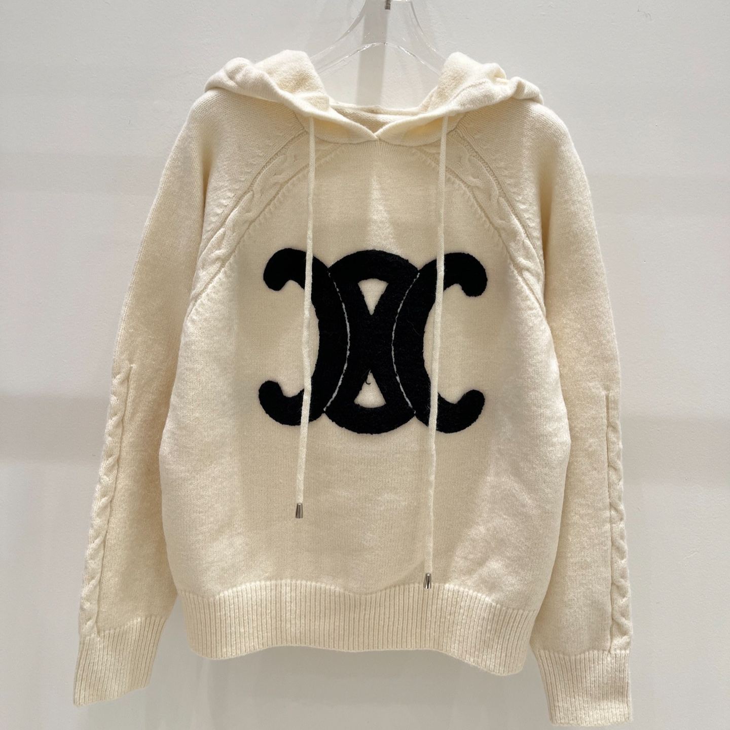 『フリーサイズ』立体刺繍ワッペン フーディーニット 長袖 ハイクオリティ