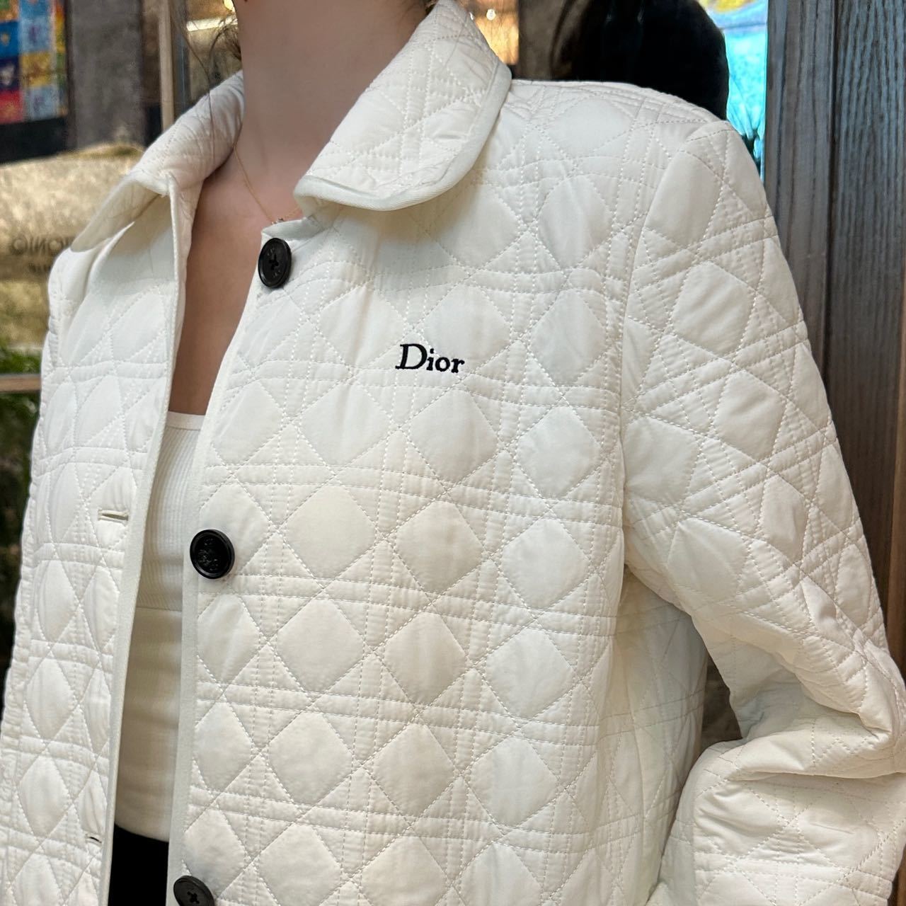 『S-L』新作ロングコート、クラシックでスタイリッシュ