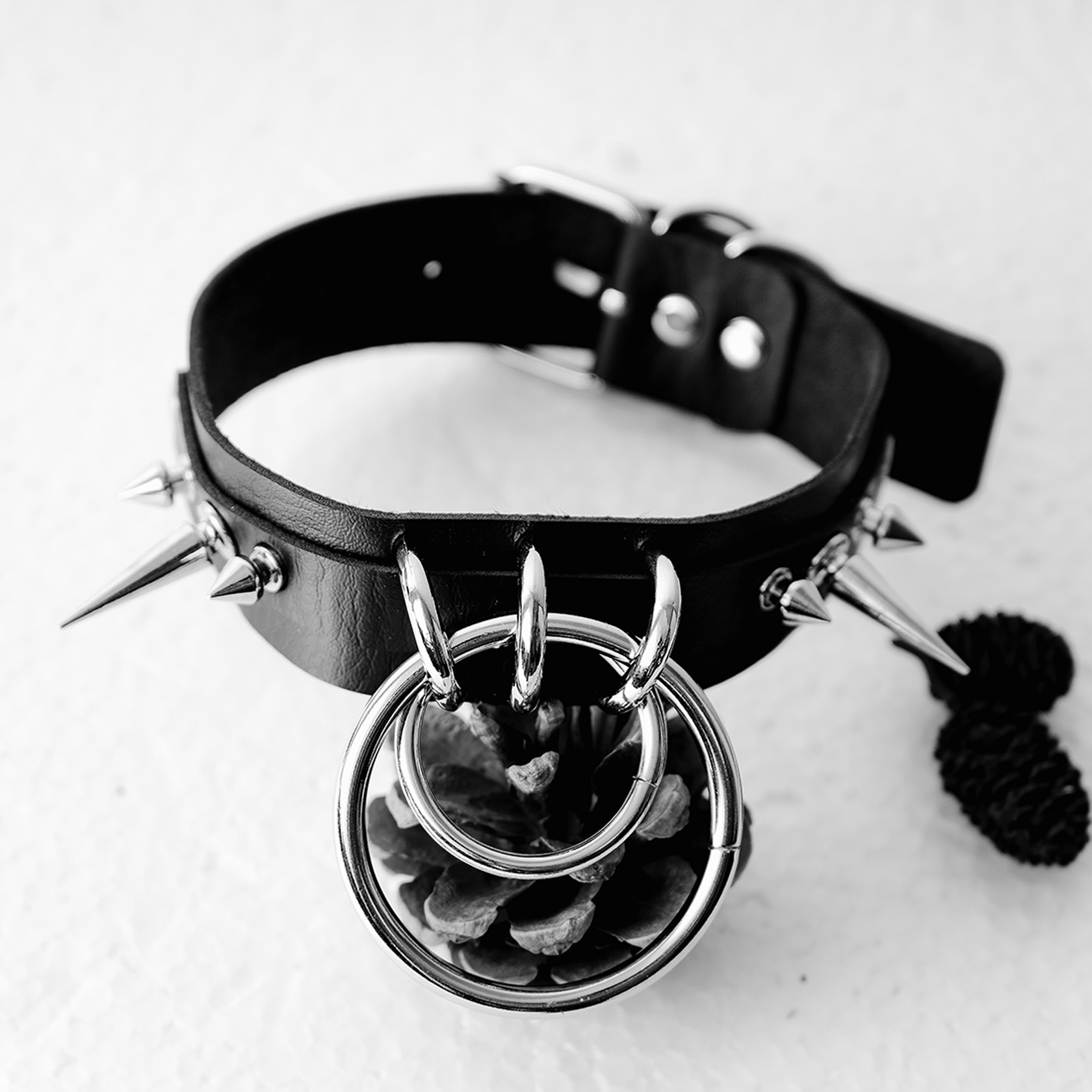 Gothic punk leather choker collar necklace vintage rock biker O-ring rivet necklace
