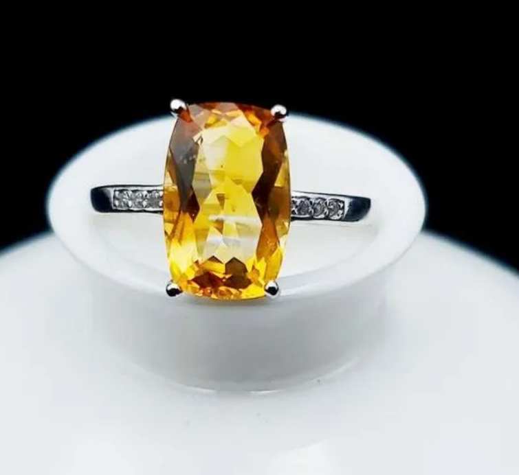 【脈輪水晶】9種治療太陽神經叢的水晶 