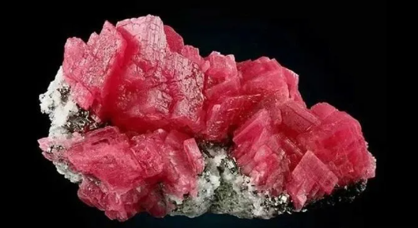 【水晶能量石百科】紅紋石丨華美豔麗的印加玫瑰