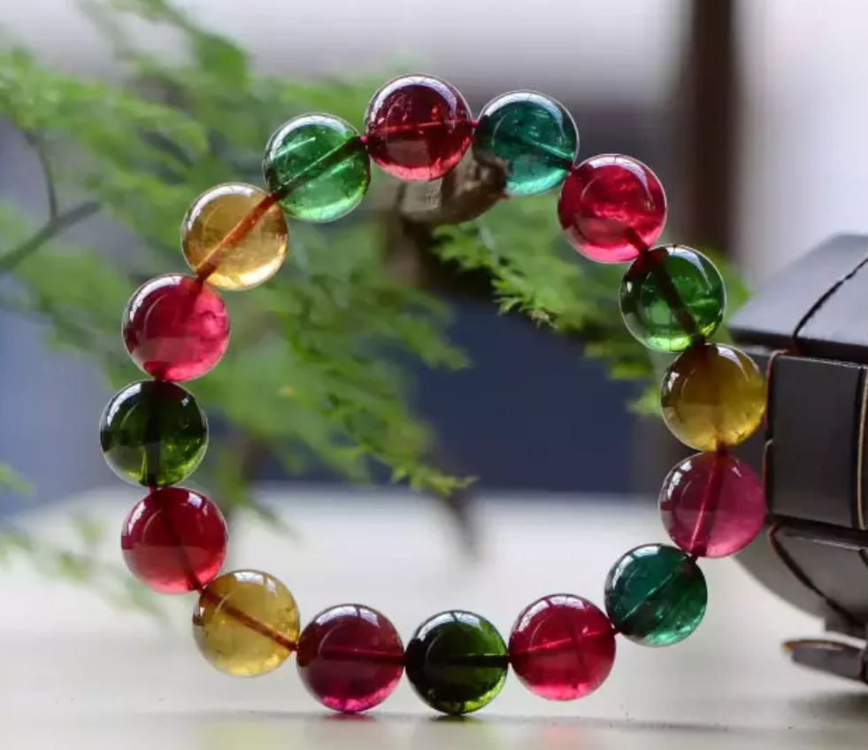 春天戴碧璽養生又美麗