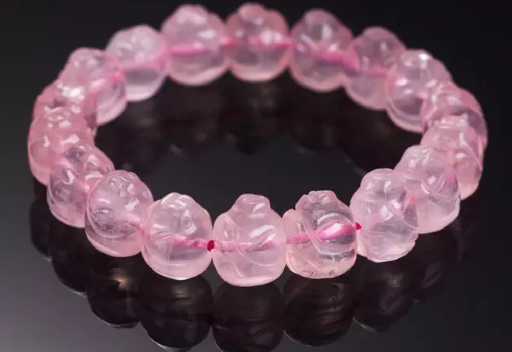 神秘女人愛情石：粉水晶