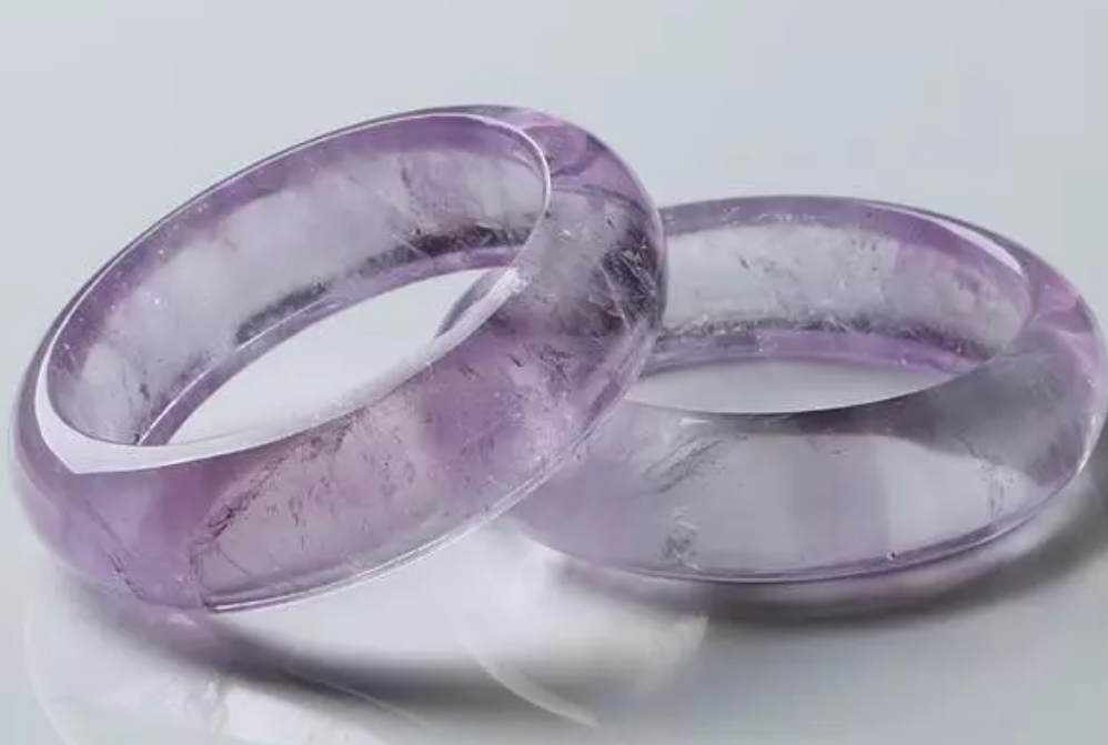 水晶手鐲，水晶中的皇后