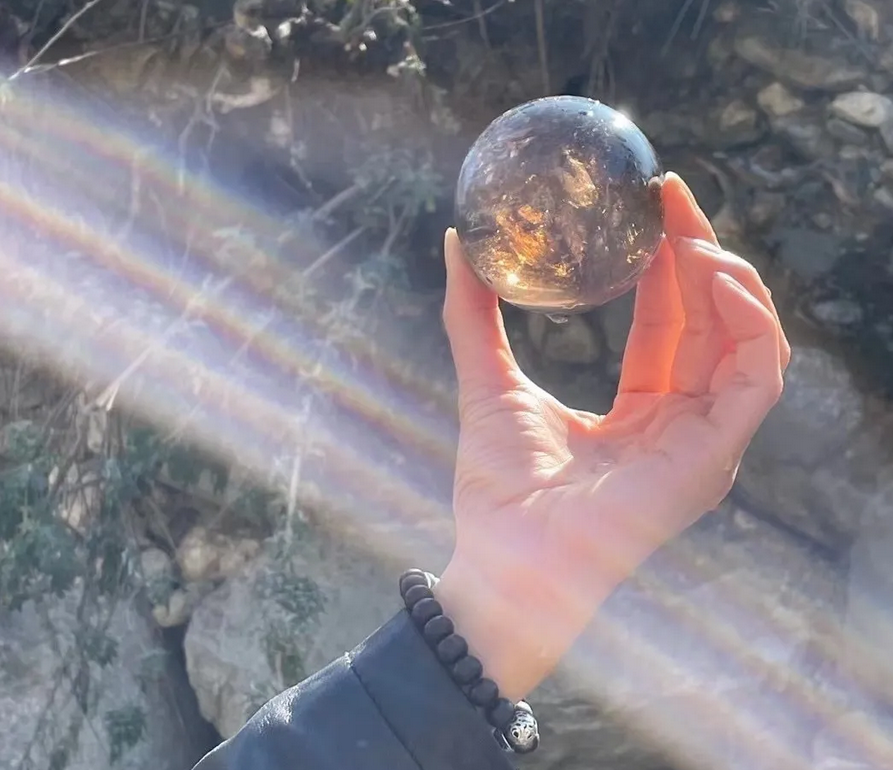 【水晶知識】天然水晶不僅是戴戴而已