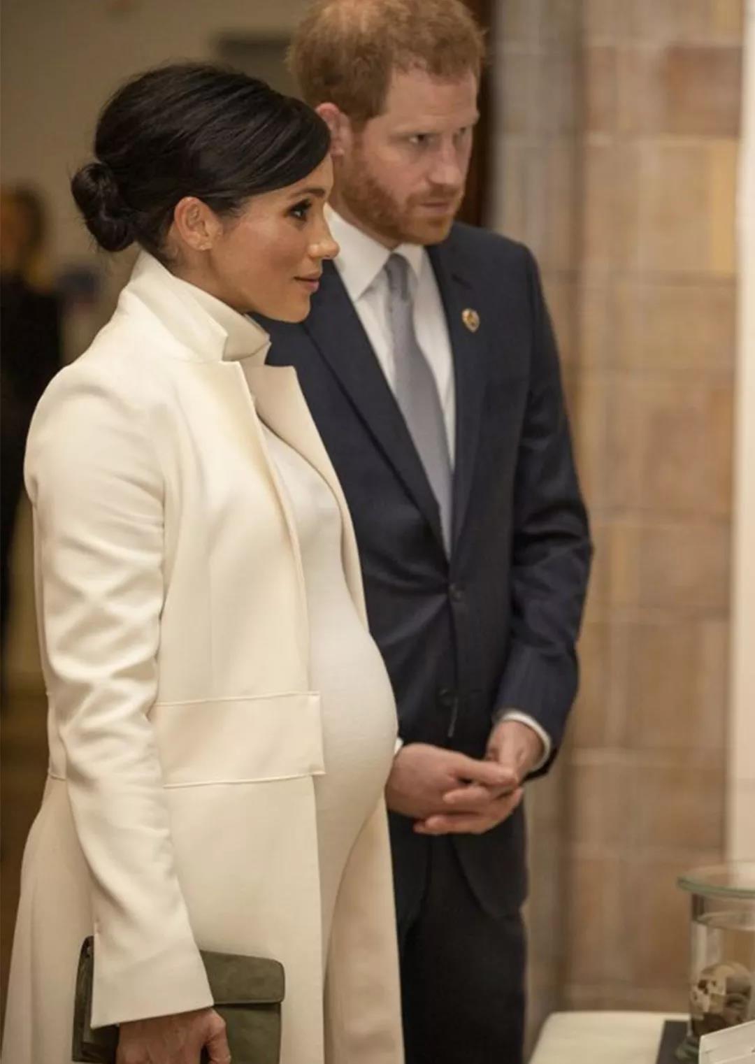 你是英國皇室的哪個成員