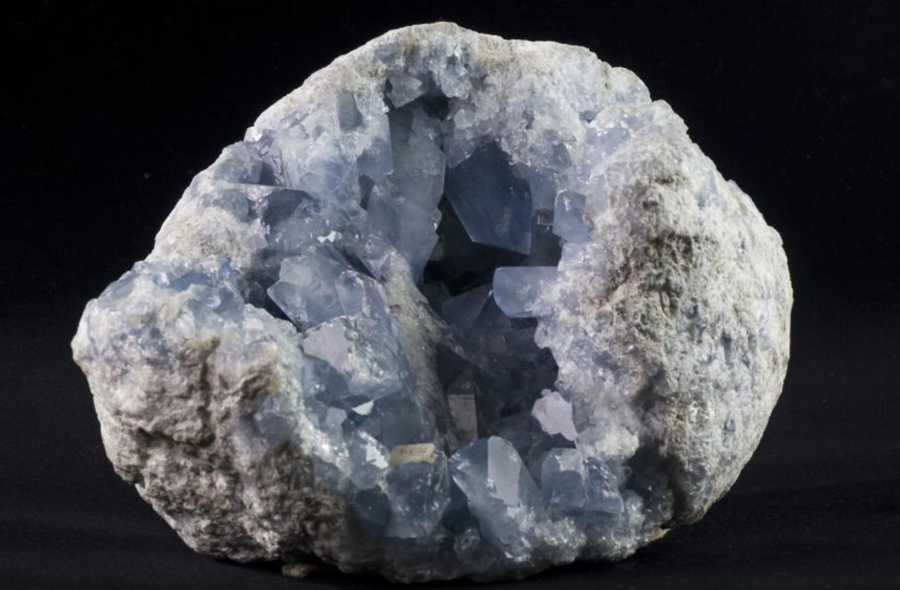 純潔的天國之光&mdash;&mdash;天青石