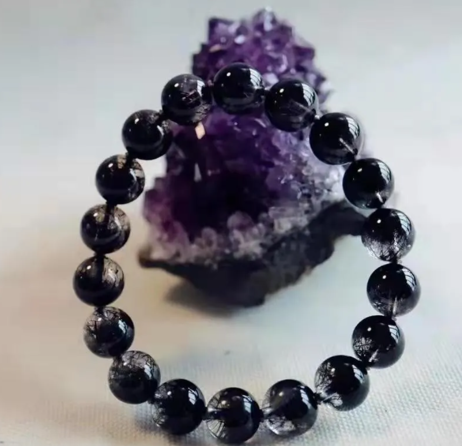 有助於事業成功的領袖石&mdash;&mdash;黑髮晶