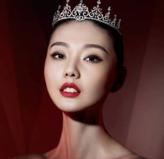 從珠寶測你是哪位神話美人，以及愛情運如何