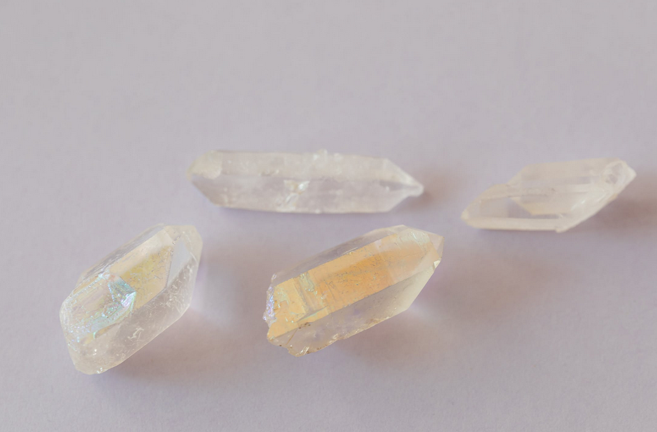 初學者水晶魔法：水晶顏色、用途和常見水晶