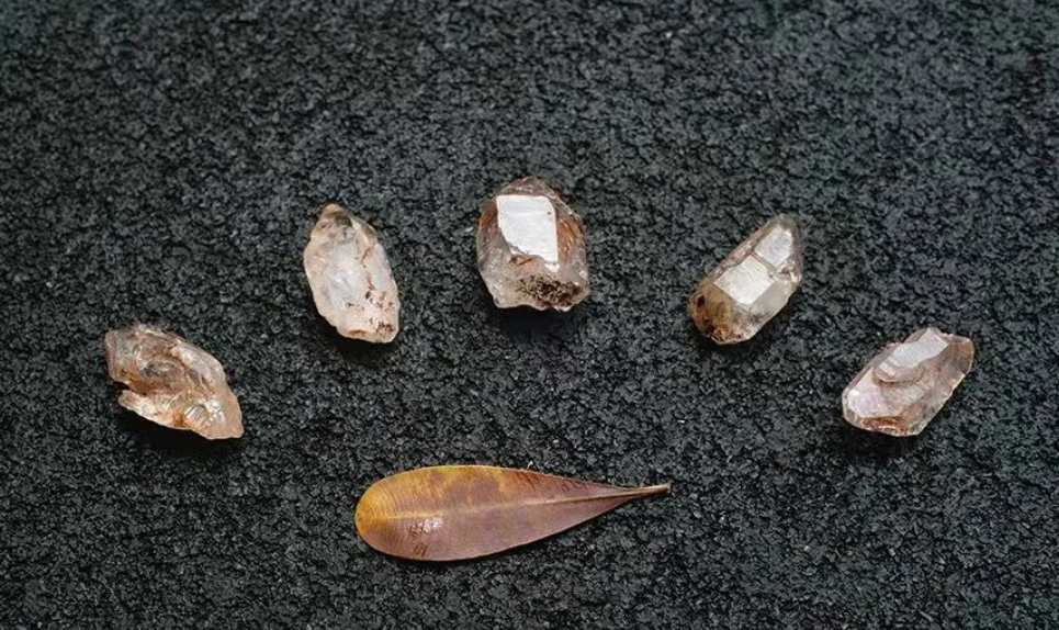 骸骨水晶,最古老智慧的水晶