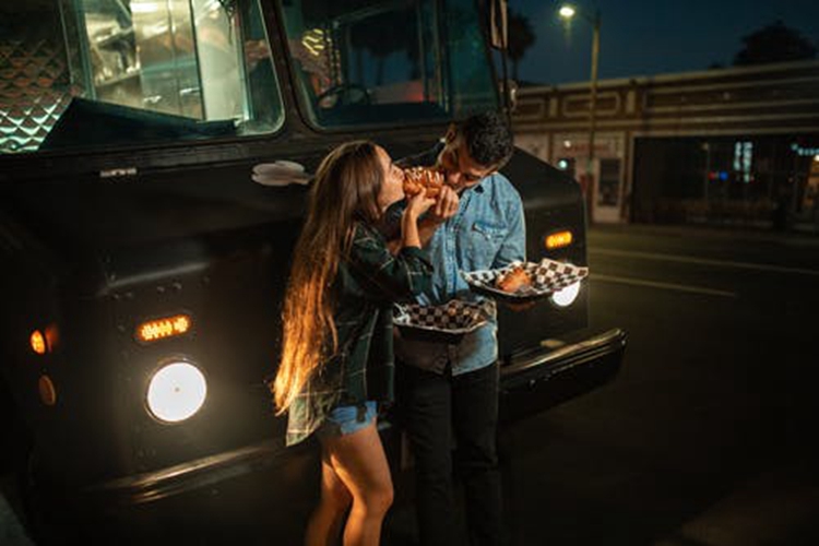 白羊座|我拿起一杯將飲醉