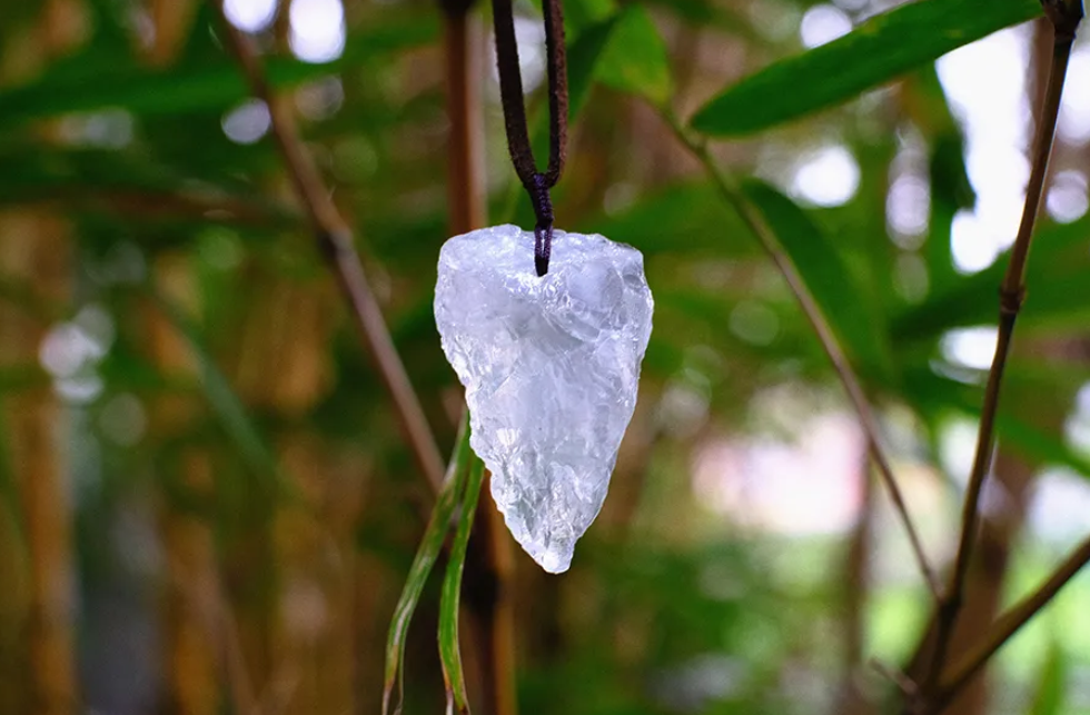 奶白晶——集寬廣而有力的愛全然喚醒你