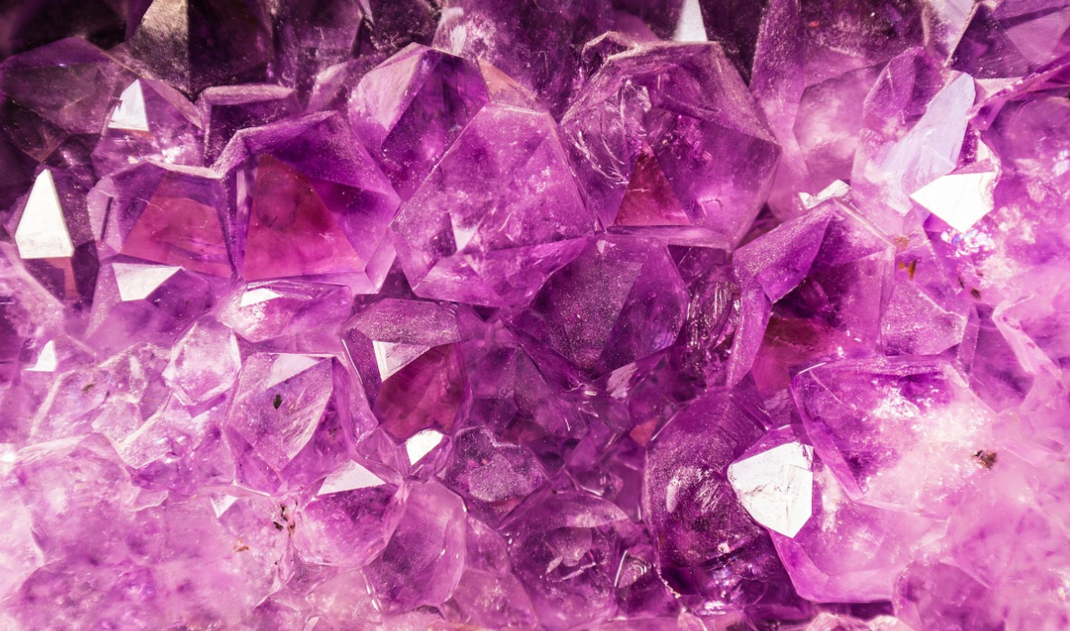 【脈輪水晶】9種治療太陽神經叢的水晶 