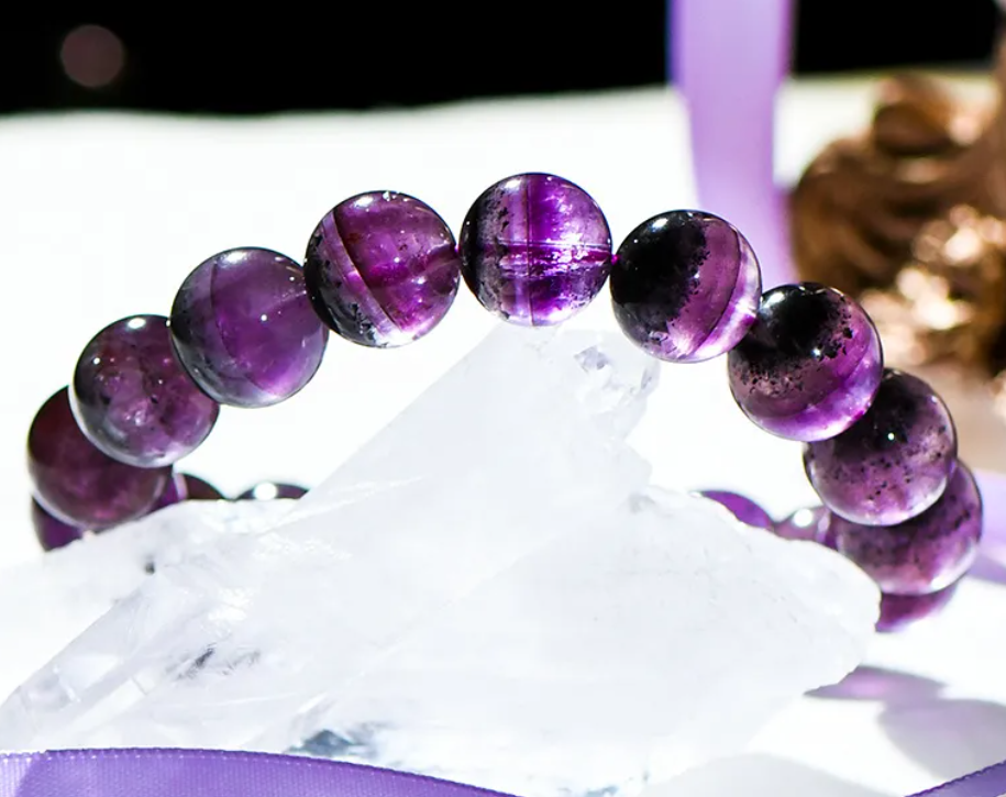 擁有12億年歷史的&ldquo;極光23水晶&rdquo;，內含「黃金」，稀世珍寶 