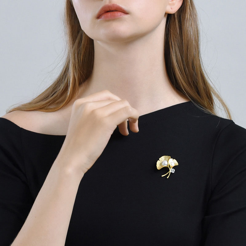 金色銀杏葉胸針-FANYIACC