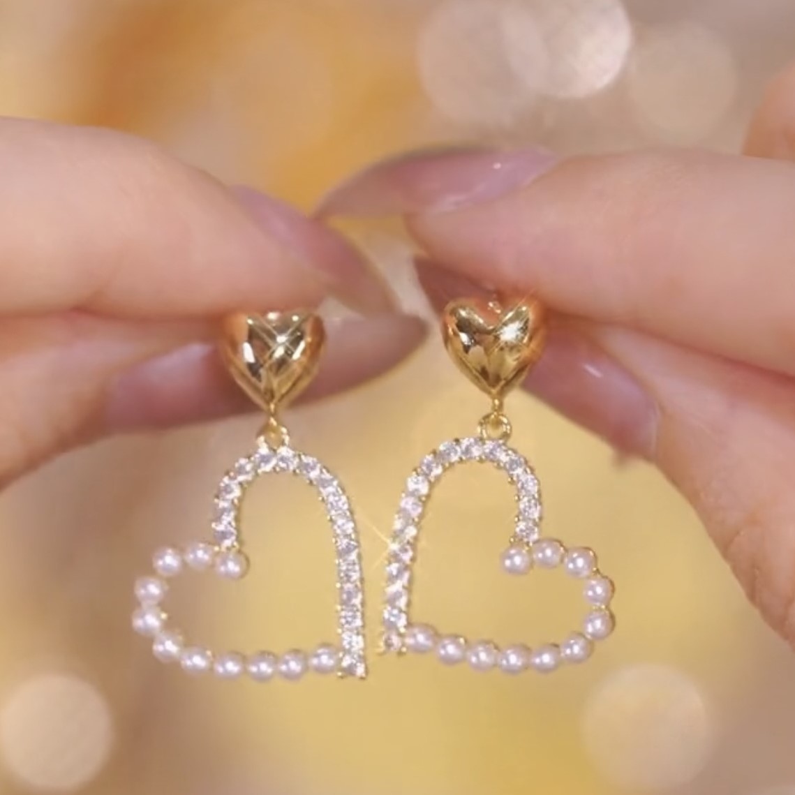 輕奢珍珠愛心耳環-FANYIACC