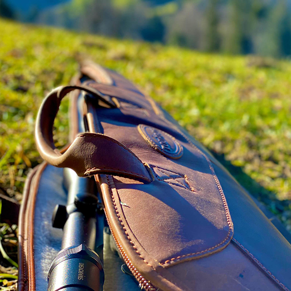 leather hunting bag