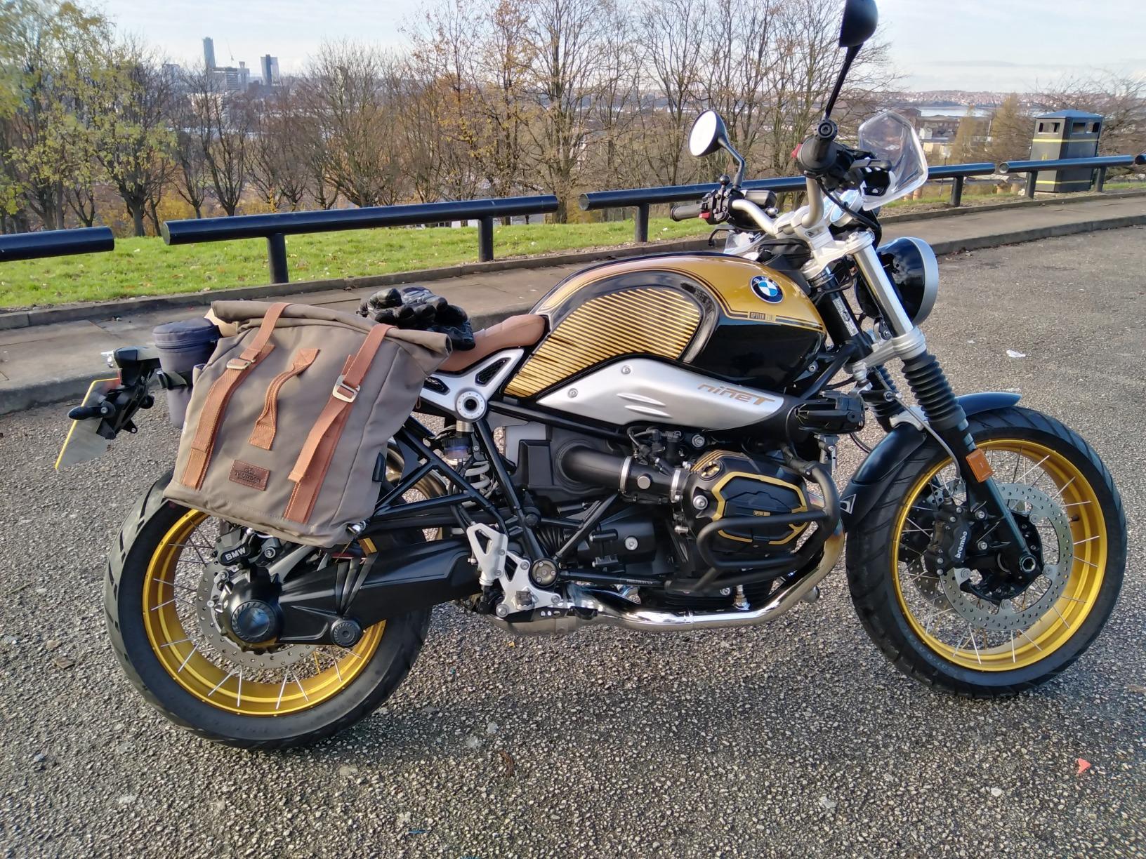 About TOURBON Water-Resistant Canvas Laptop Bike Messenger Pannier Backpack Video Show