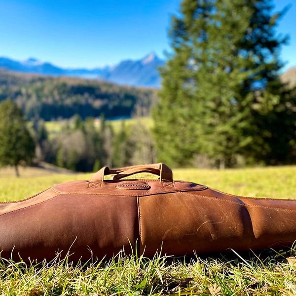 leather hunting bag