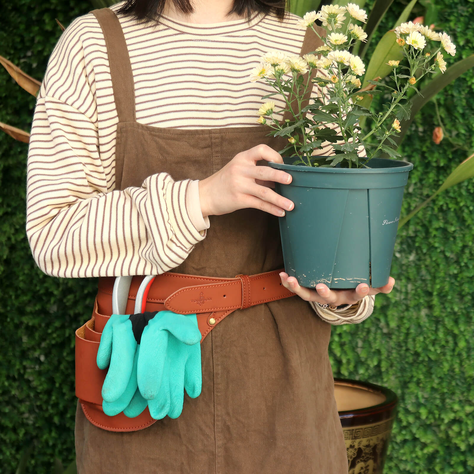 About TOURBON Adjustable Garden Tool Belt Review