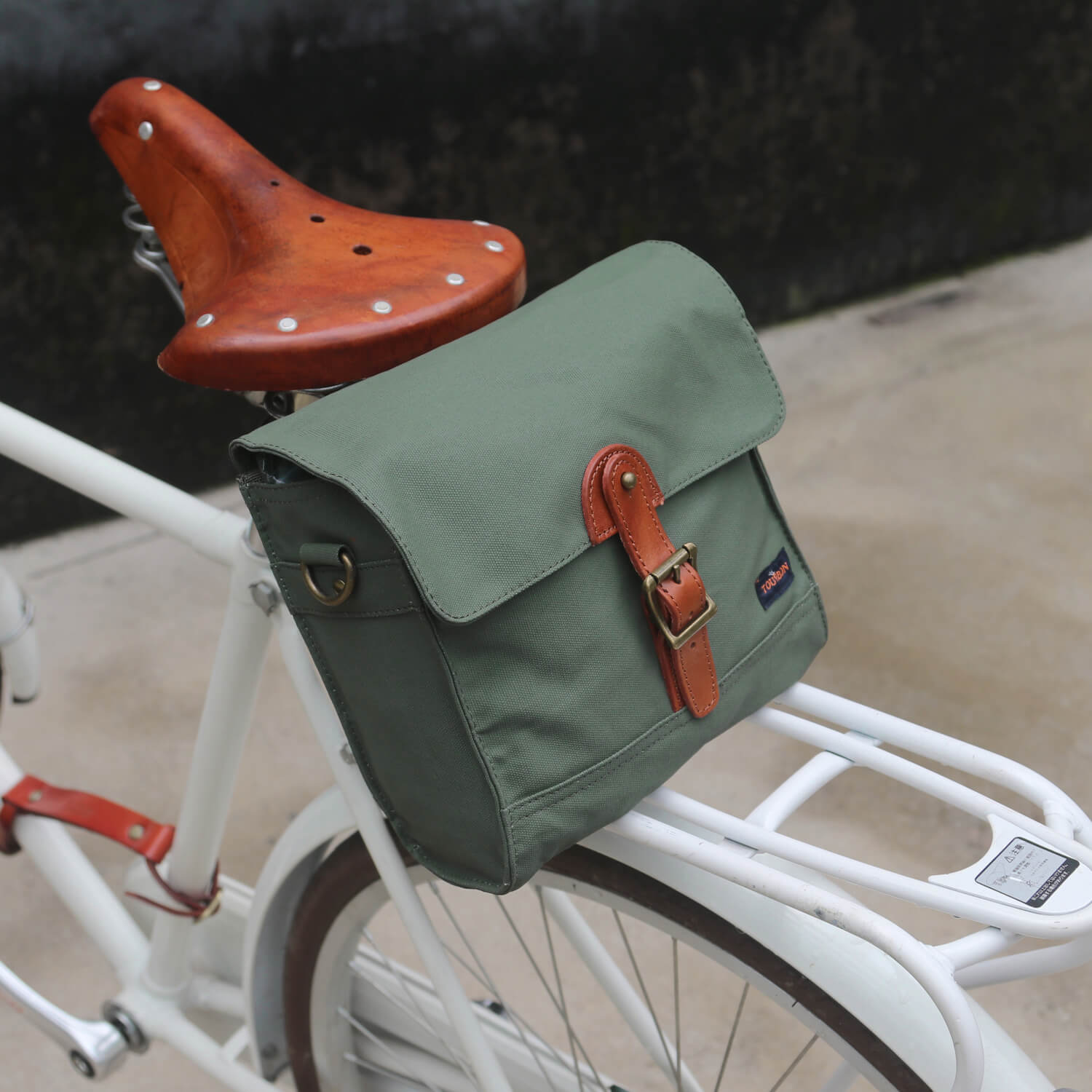 handlebar bags for bicycles