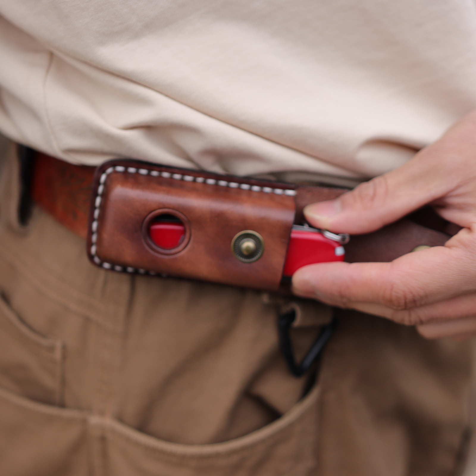 horizontal knife sheath leather