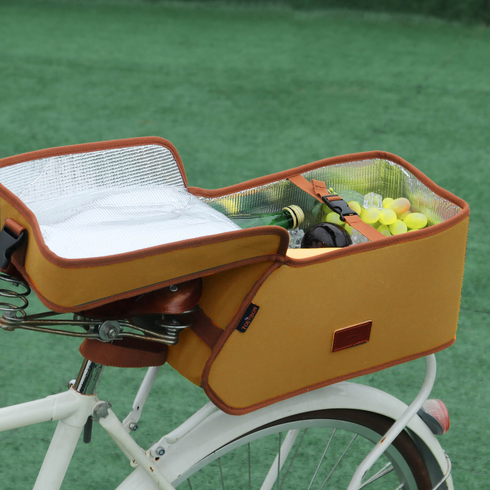 bike trunk bag cooler
