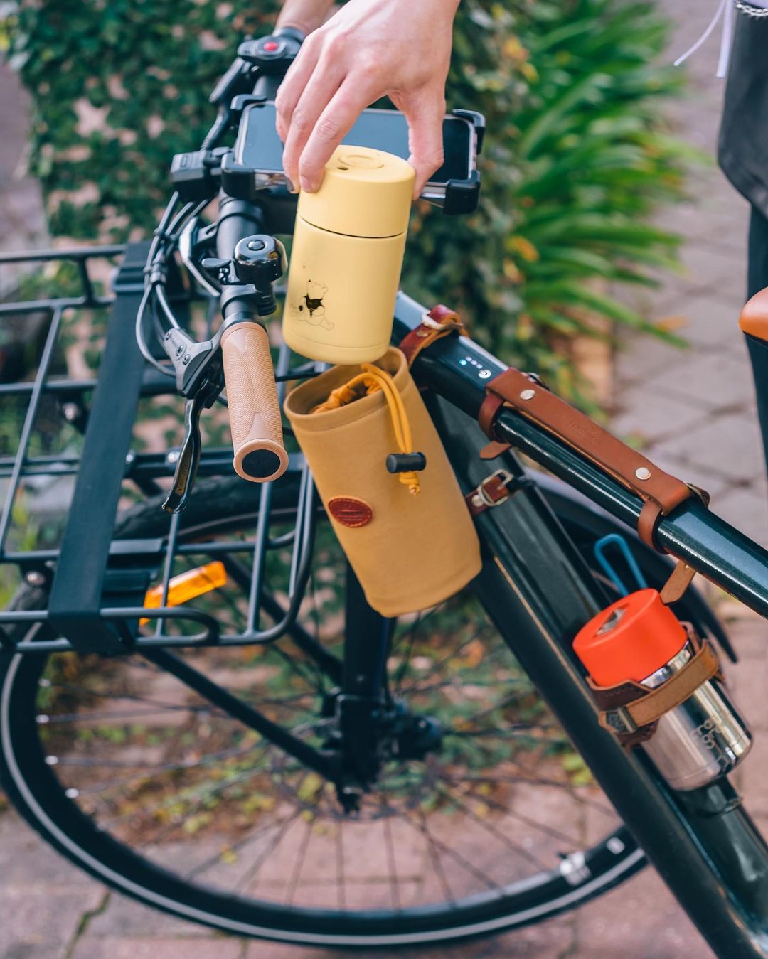 About TOURBON Canvas and Leather Bicycle Water Bottle Cup Holder Review