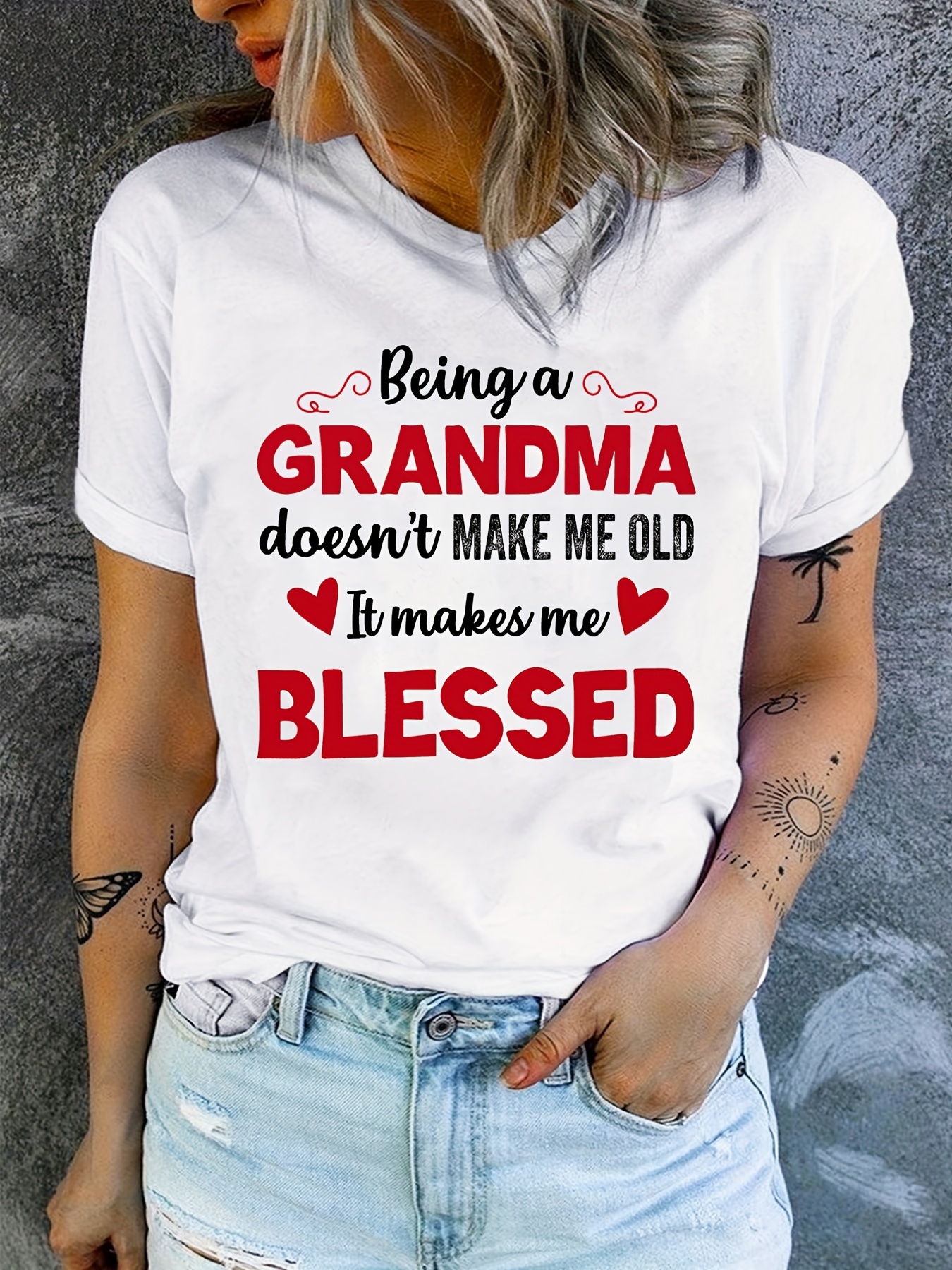  Personalized Blessed Grandma Print T-Shirt - Stylish & Comfy Women's Clothing for Spring & Summer