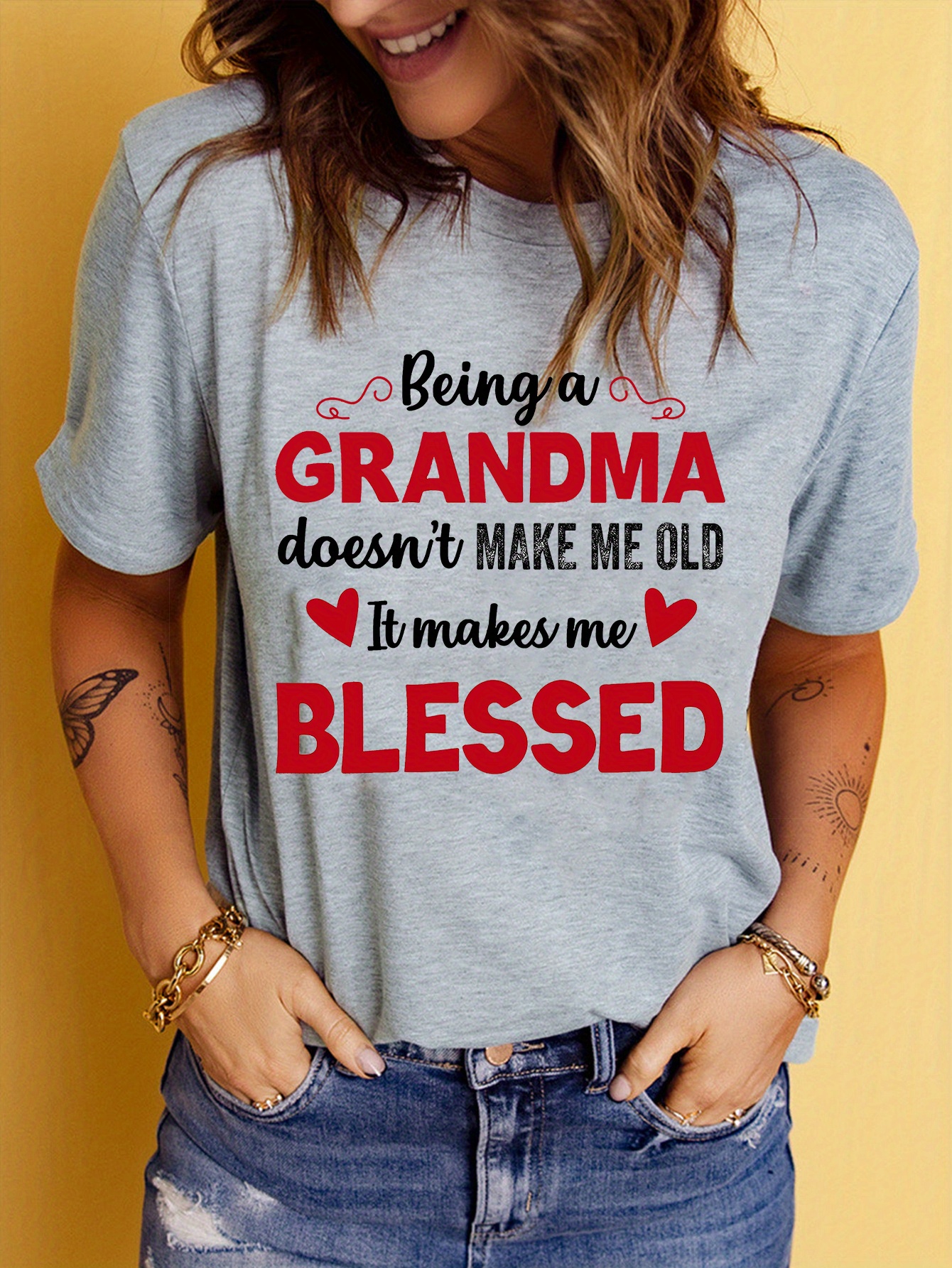  Personalized Blessed Grandma Print T-Shirt - Stylish & Comfy Women's Clothing for Spring & Summer