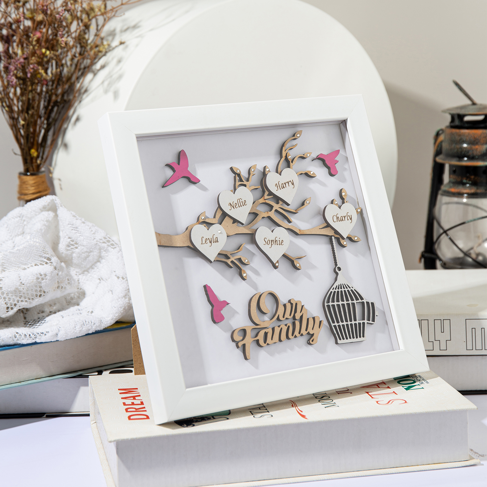 Personalized Family Tree Wood Frame with 5 Names Engraved on the "Heart", Our Family Tree LED Light Picture Frame