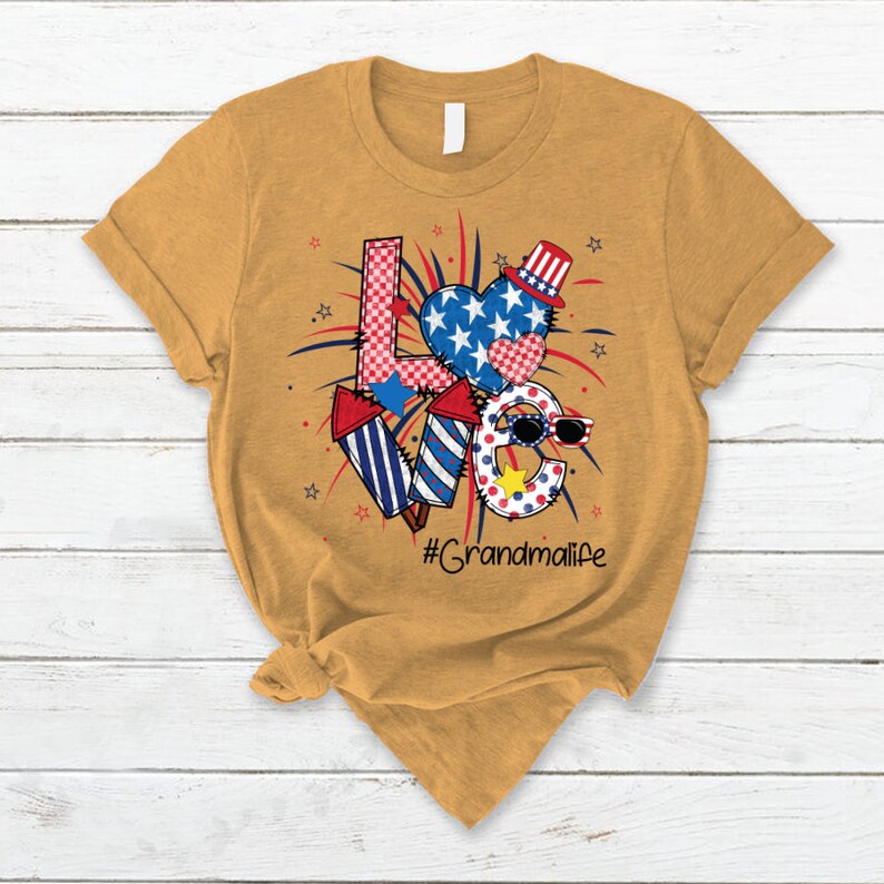 Personalized Grandma Shirt, Custom Mom Name 4th of July Shirt, Patriotic Doodle Grandmalife Custom Tshirt for Grandma, Grandma with kid name