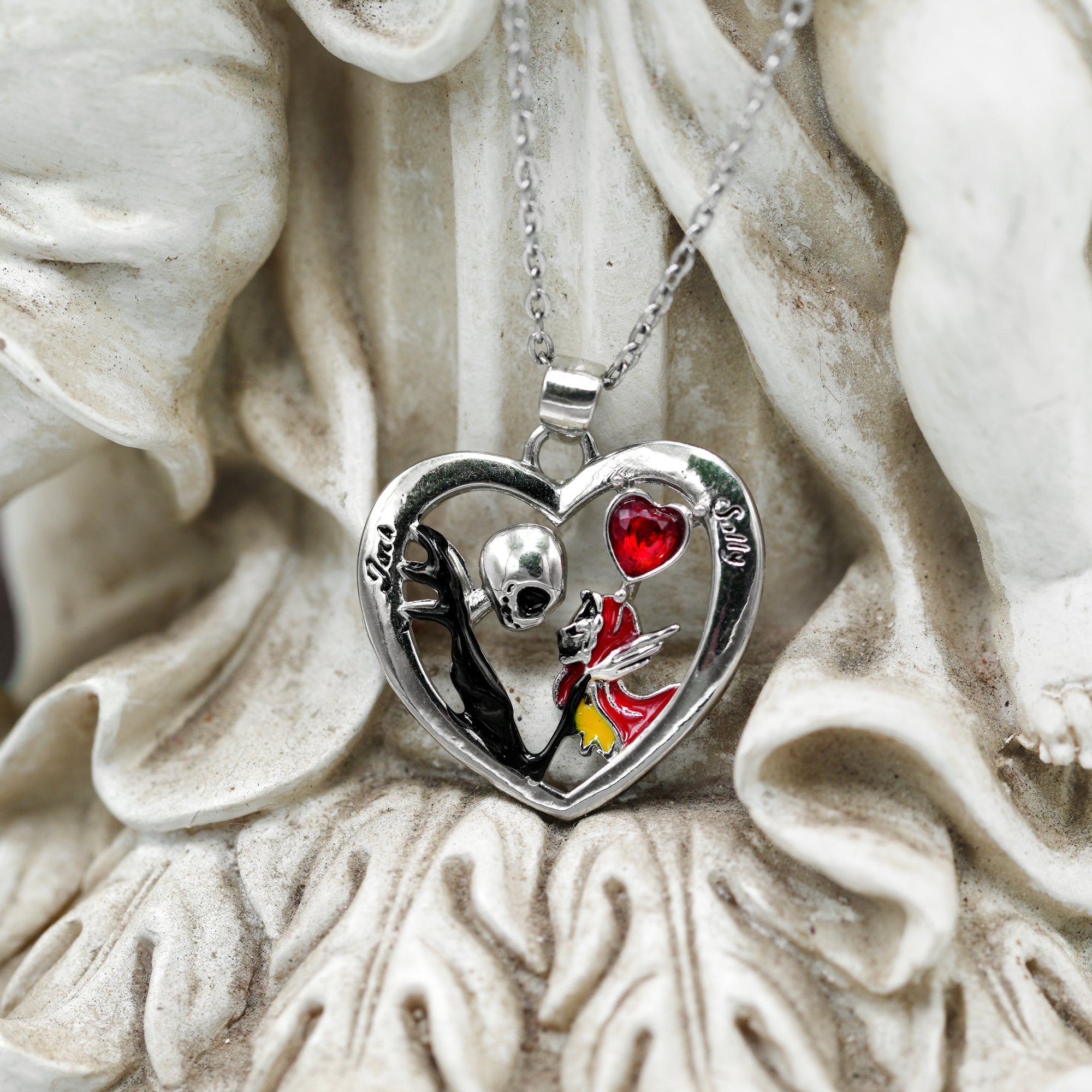  Nightmare Dark Necklaces