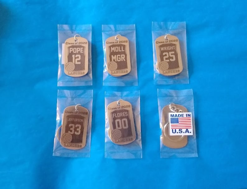 BASKETBALL Player Graduation Gift, Keychain Personalized Name, Team and Number