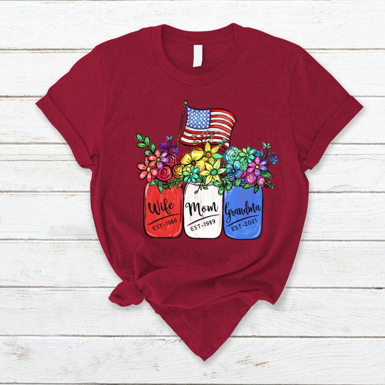 Personalized Grandma Shirt, 4th of july shirt for mother-in-law, America Flag and Rainbow Floral Peace Wife Est Mom Est Grandma Est T-Shirt