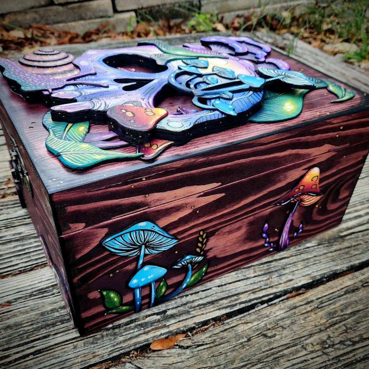 2023 Skull and Nature Hidden Key Box