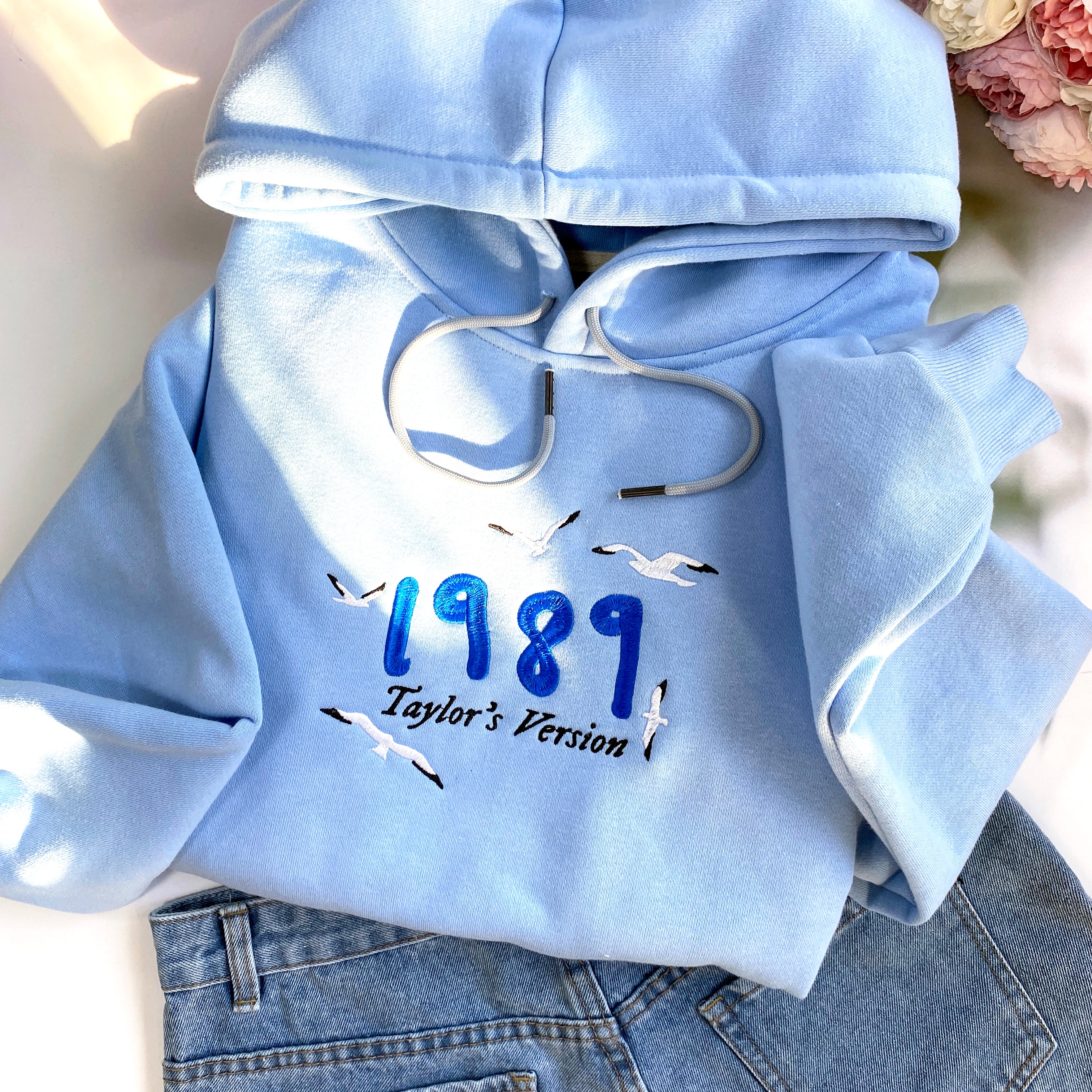 1989 TS Version In Blue & Black Embroidered Sweatshirt Hoodie T-shirt