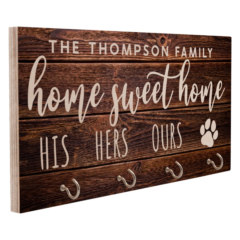 Personalized Wood Wall Mount Key Holder for Couple Mr. Mrs. Wedding Gift Customize Key Hook for Wall Hanger for Housewarming Gifts