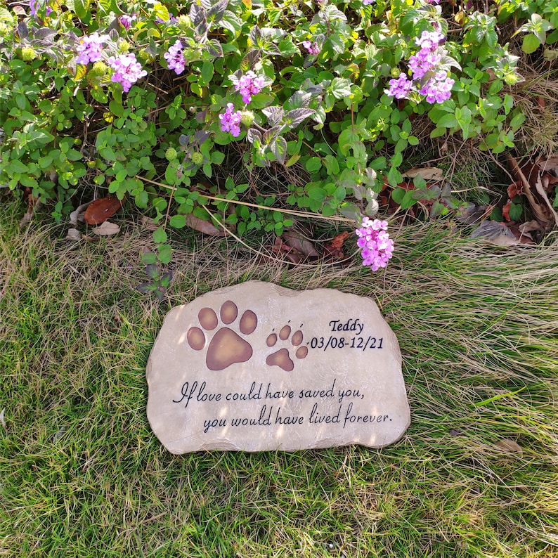 Personalized Pet Dog Memorial Stones, Paw Prints Dog Pet Memorial Stones Grave Markers Garden Stones 