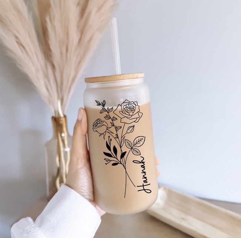 Personalized Birth Flower Coffee Cup With Name ,Personalized Birth Flower Tumbler, Bridesmaid Proposal, Gifts for Her, Party Favor.