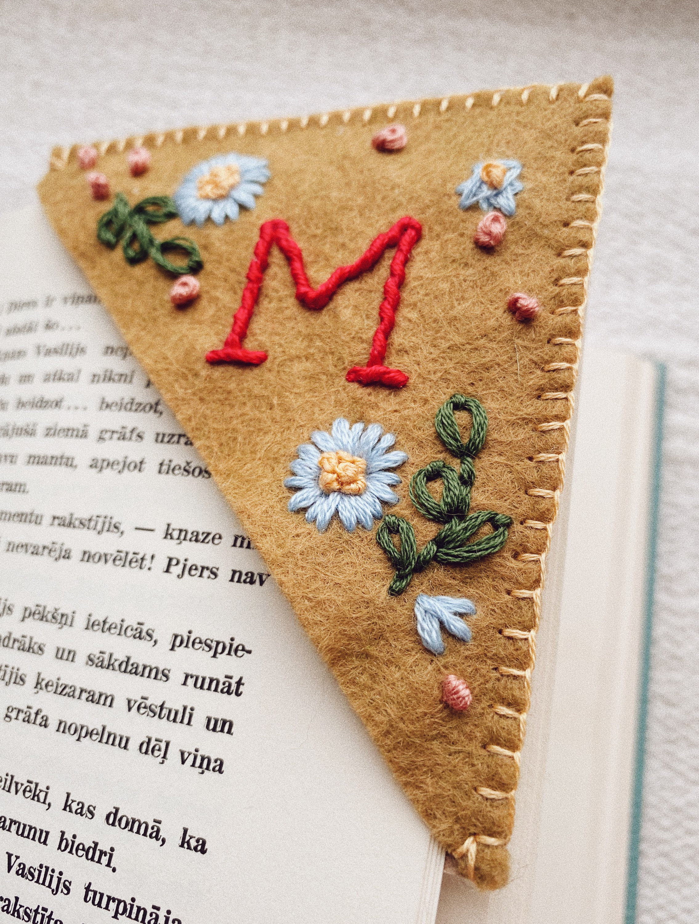 Personalized hand embroidered corner bookmark