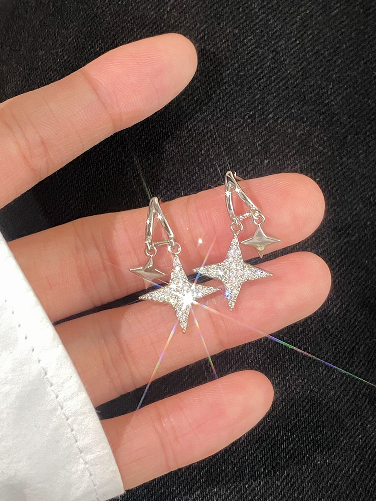 Bling Runway Niche star zircon earringsSix-pointed star exquisite zircon earrings-BilngRunway